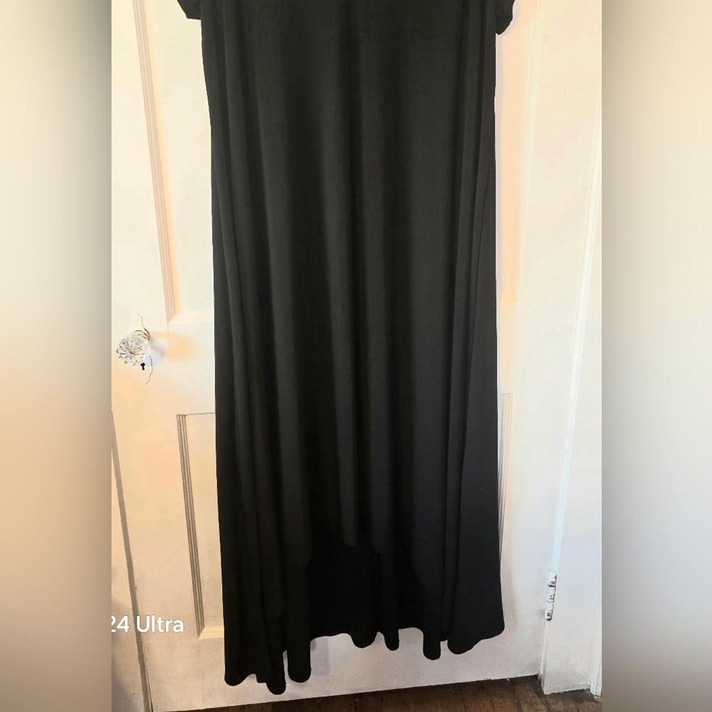 Lane Bryant Long Black High Low Dress with Sunburst Cutout V Neck Plus - Picture 4 of 5